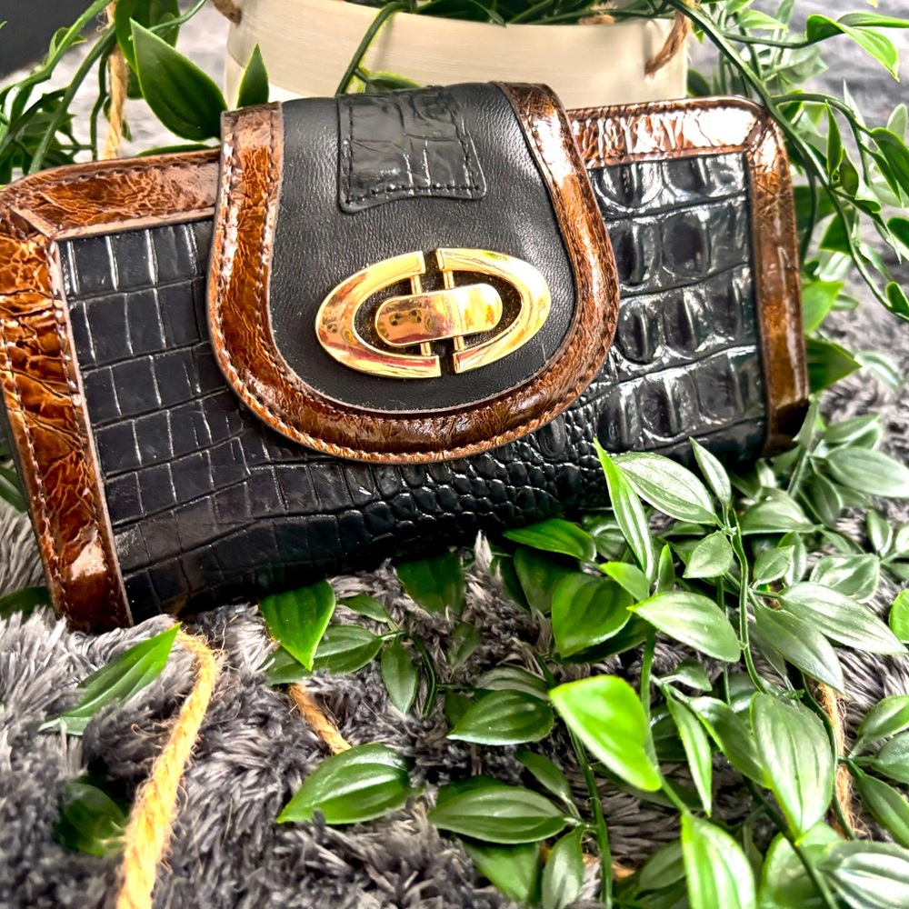 Beautiful crocodile skin pocket bag Brown/Black